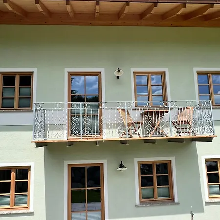 Naehe Muenchen Jacuzzi Grillkota 75 Zoll Tv