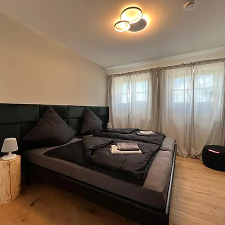 Naehe Muenchen Jacuzzi Grillkota 75 Zoll Tv Ξενοδοχείο με διαμερίσματα