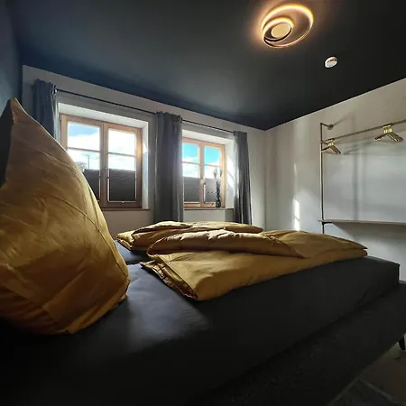 Ξενοδοχείο με διαμερίσματα Naehe Muenchen Jacuzzi Grillkota 75 Zoll Tv *