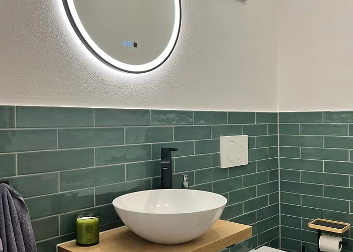 Aparthotel Naehe Muenchen Jacuzzi Grillkota 75 Zoll Tv